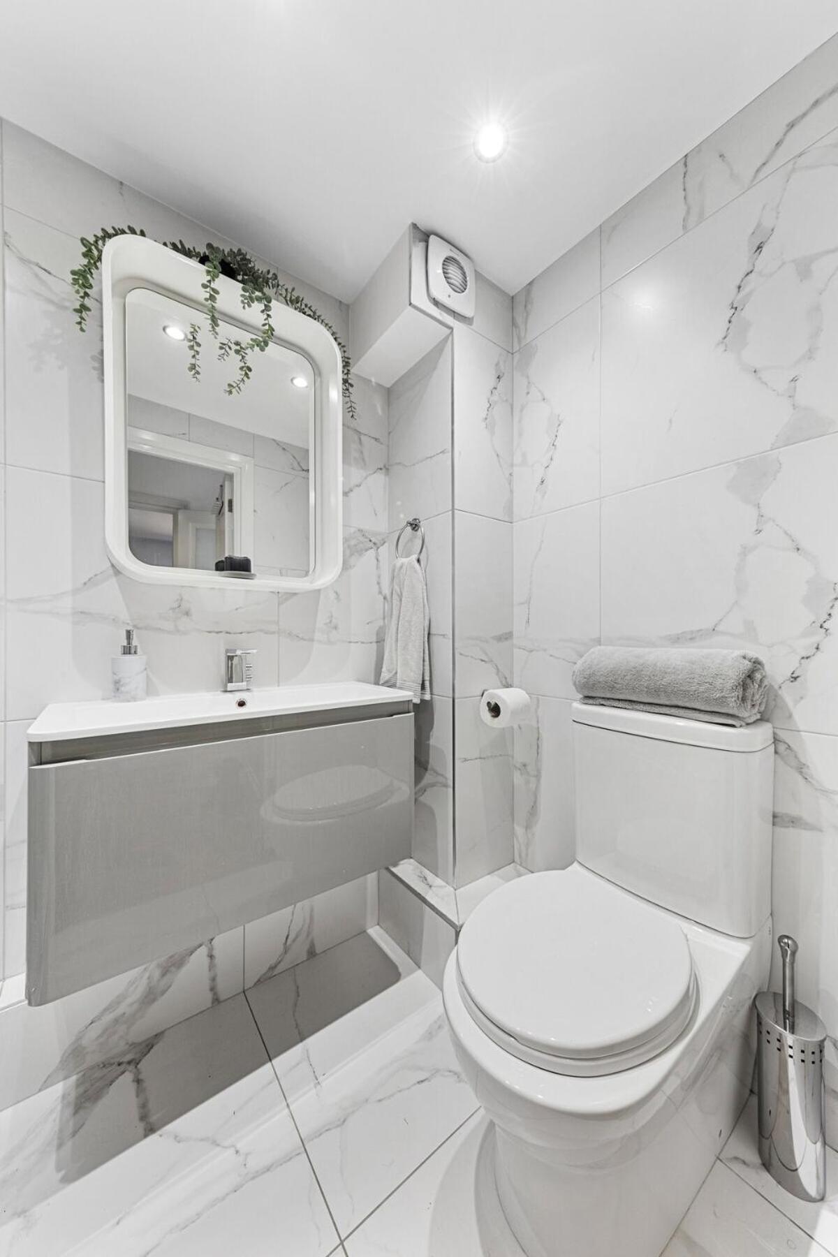 Central London Luxury, Relaxing Apartment! 2 Mins From Paddington Station! Номер фото